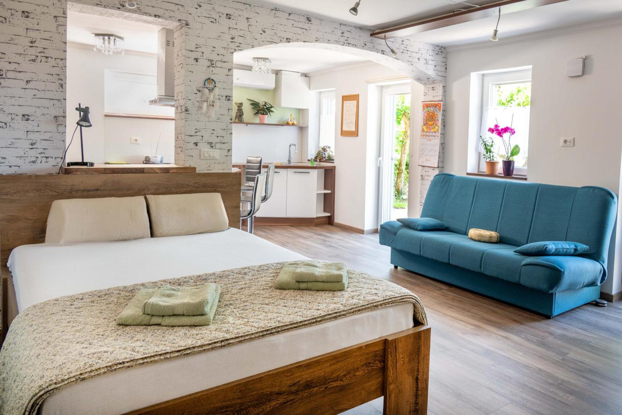 Apartma Salvia-Guest House Lucija Eksteriør billede